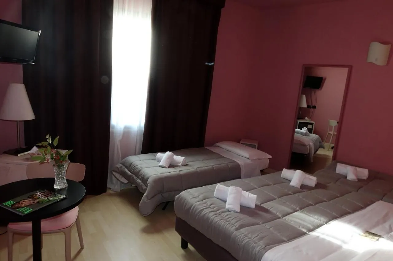 Hotel Corallo Rimini 3*,